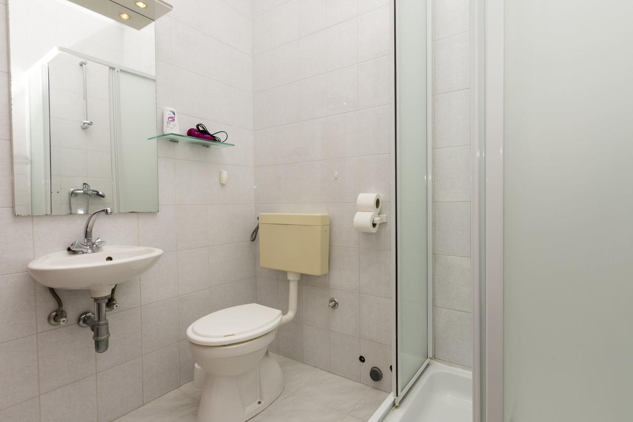 Apartments A Cappella Music ล็อควา โรโกซนิตซา ภายนอก รูปภาพ