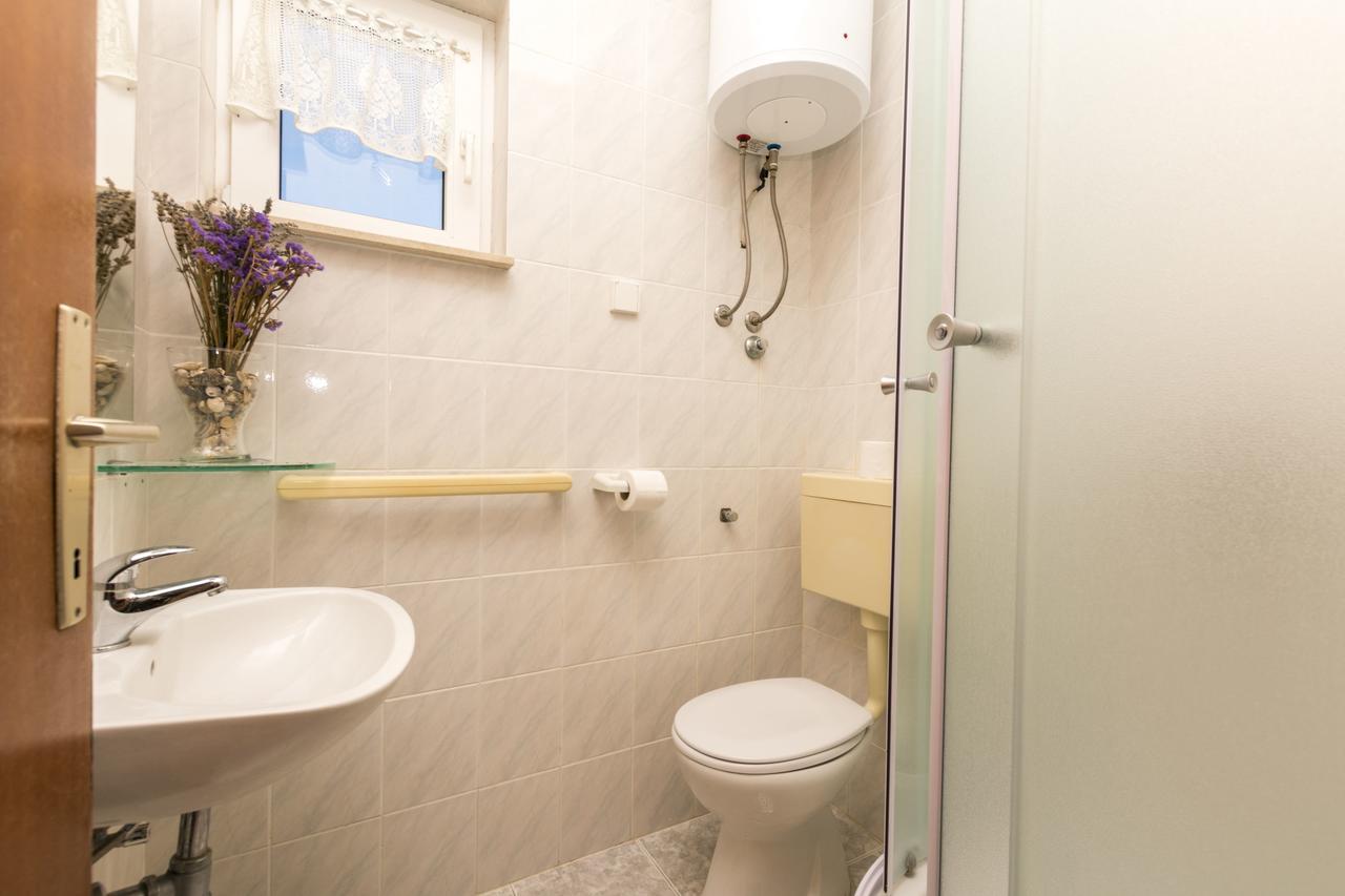 Apartments A Cappella Music ล็อควา โรโกซนิตซา ภายนอก รูปภาพ